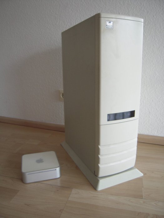 MicroniK Big-Twoer A4000 Classic - Front MicroniK Big-Twoer A4000 Classic - Front